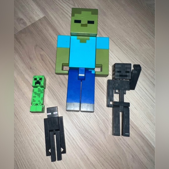 Minecraft Toy Bundle - Picture 3 of 5